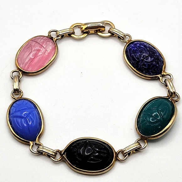 Coro Jewelry - VTG Coro Scarab Bracelet | Gold Tone with Multicolored Carved Stones | SIGNED